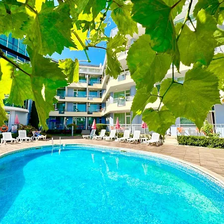 Favorit - Menada Apartment *