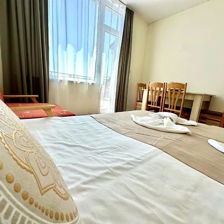 Favorit - Menada Daire Sunny Beach